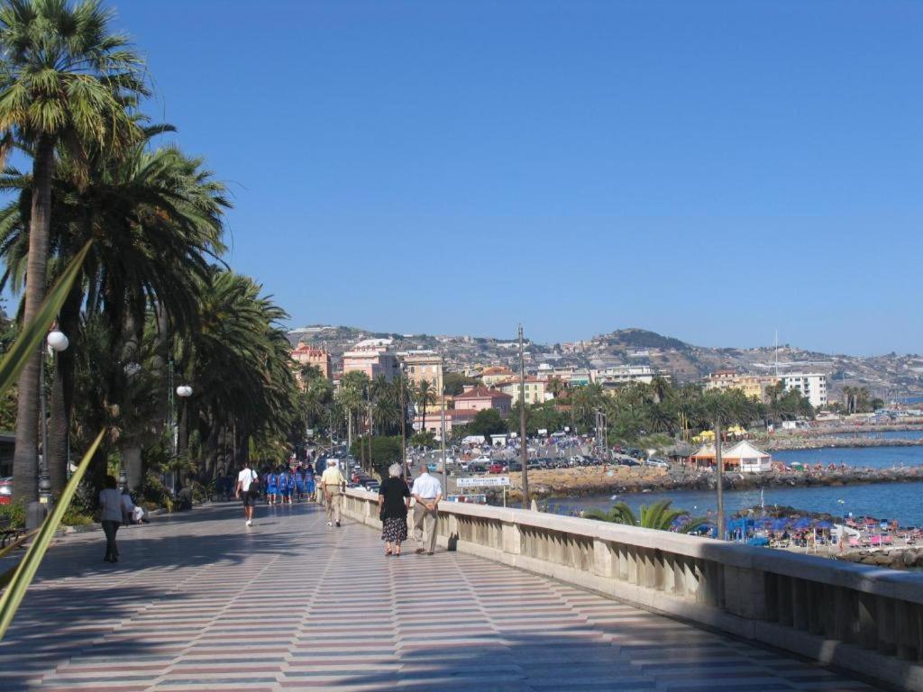Casa Vacanza Rossella San Remo Kültér fotó
